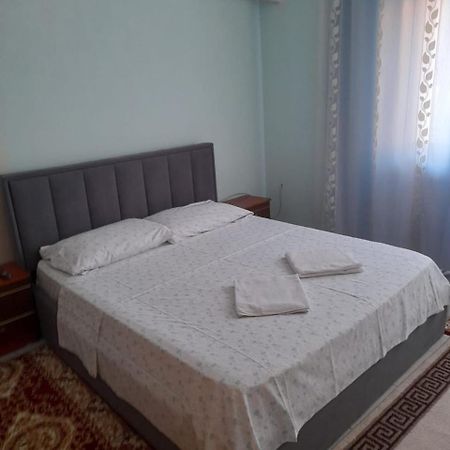 Hotel Luli City Center Durrës Esterno foto